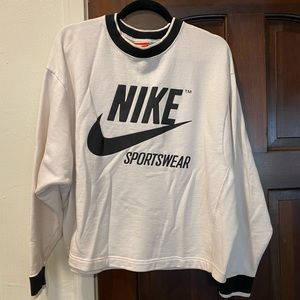 vintage style Nike sweatshirt